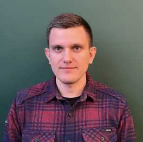 The photo of post's author