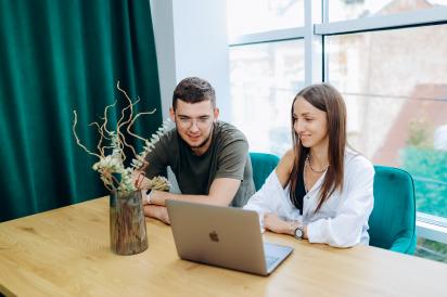 InterCode development team member delivering high-quality software products