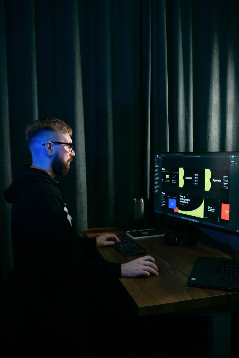 InterCode software engineer contributing to cutting-edge development solutions