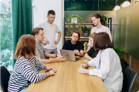 InterCode development team member working on cloud-based solutions
